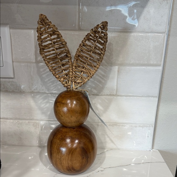Other - Natural Brown Woven Bunny Decor